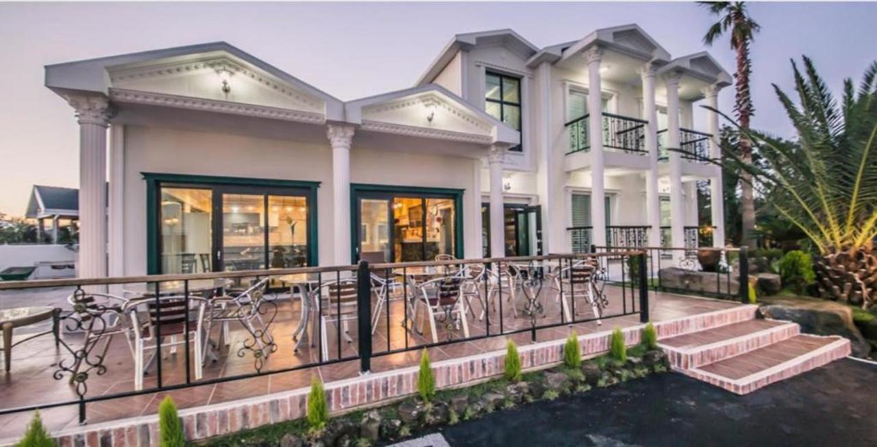 Jeju Washington Pension Seogwipo Bagian luar foto